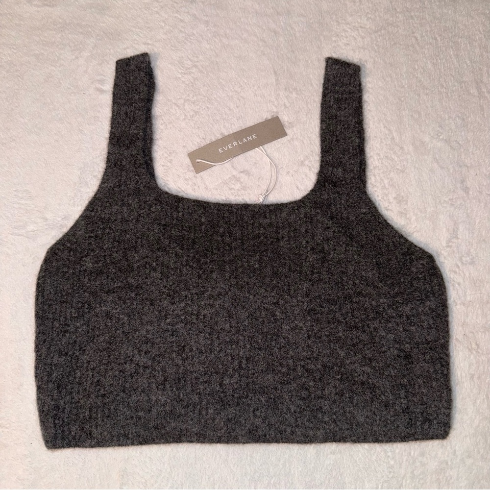 Everlane Top Size Medium NWT